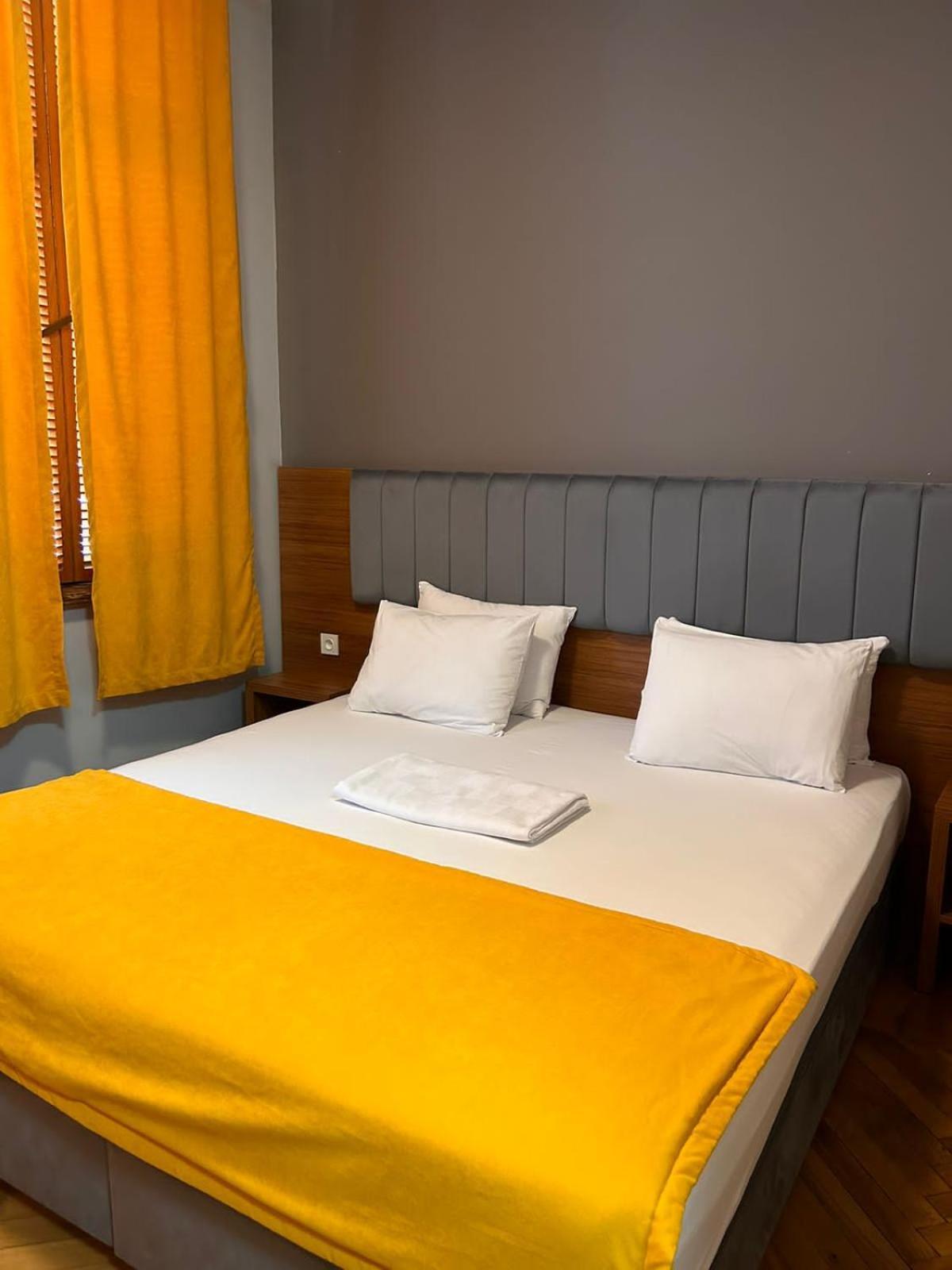 Palm Hotel Batumi Bilik gambar
